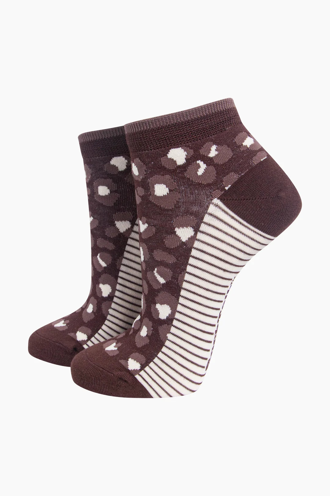 Leopard Print Bamboo Trainer Socks in Brown UK Size 3-7