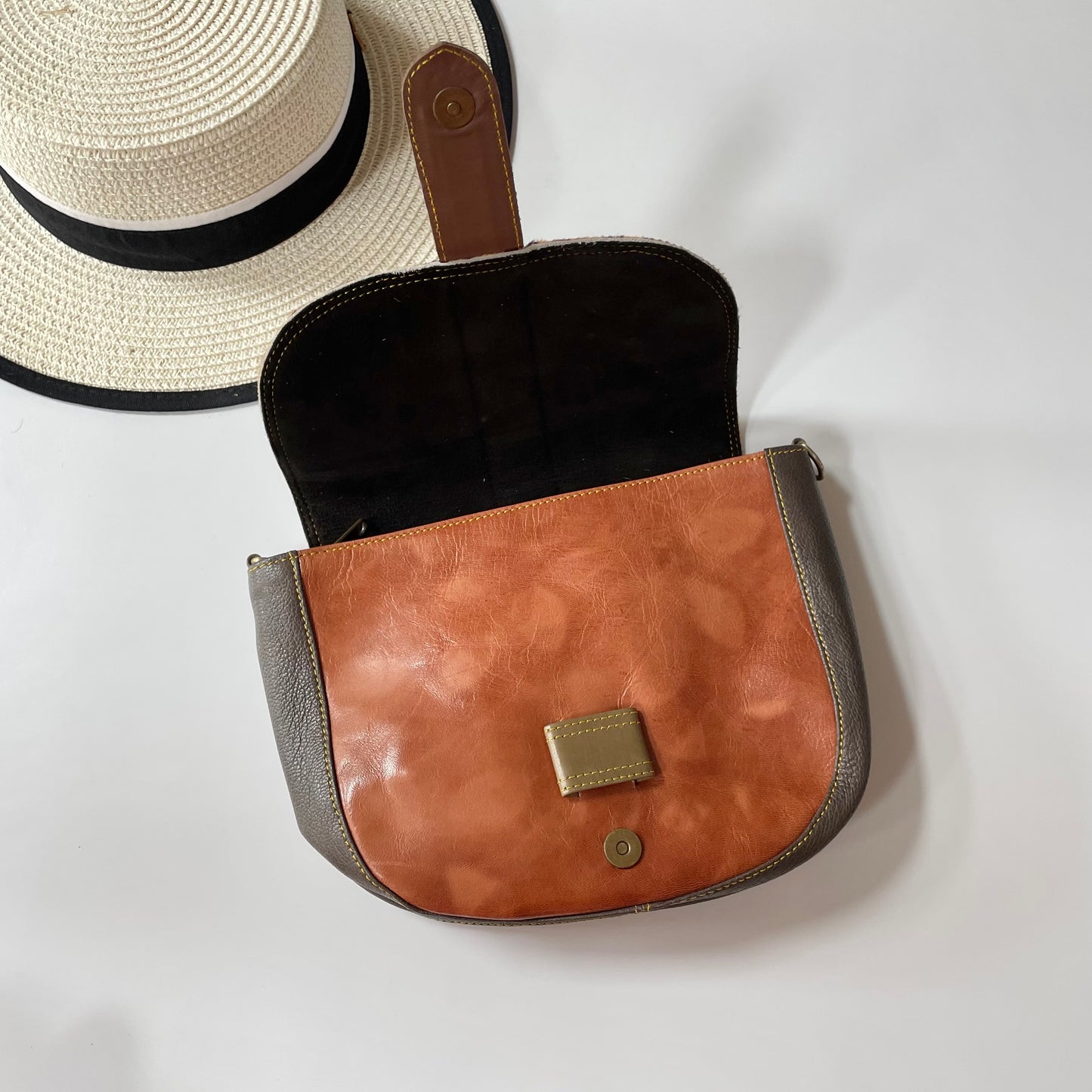 OUTLET Nephele Dot Bag Unique Handmade Recycled Sustainable Leather
