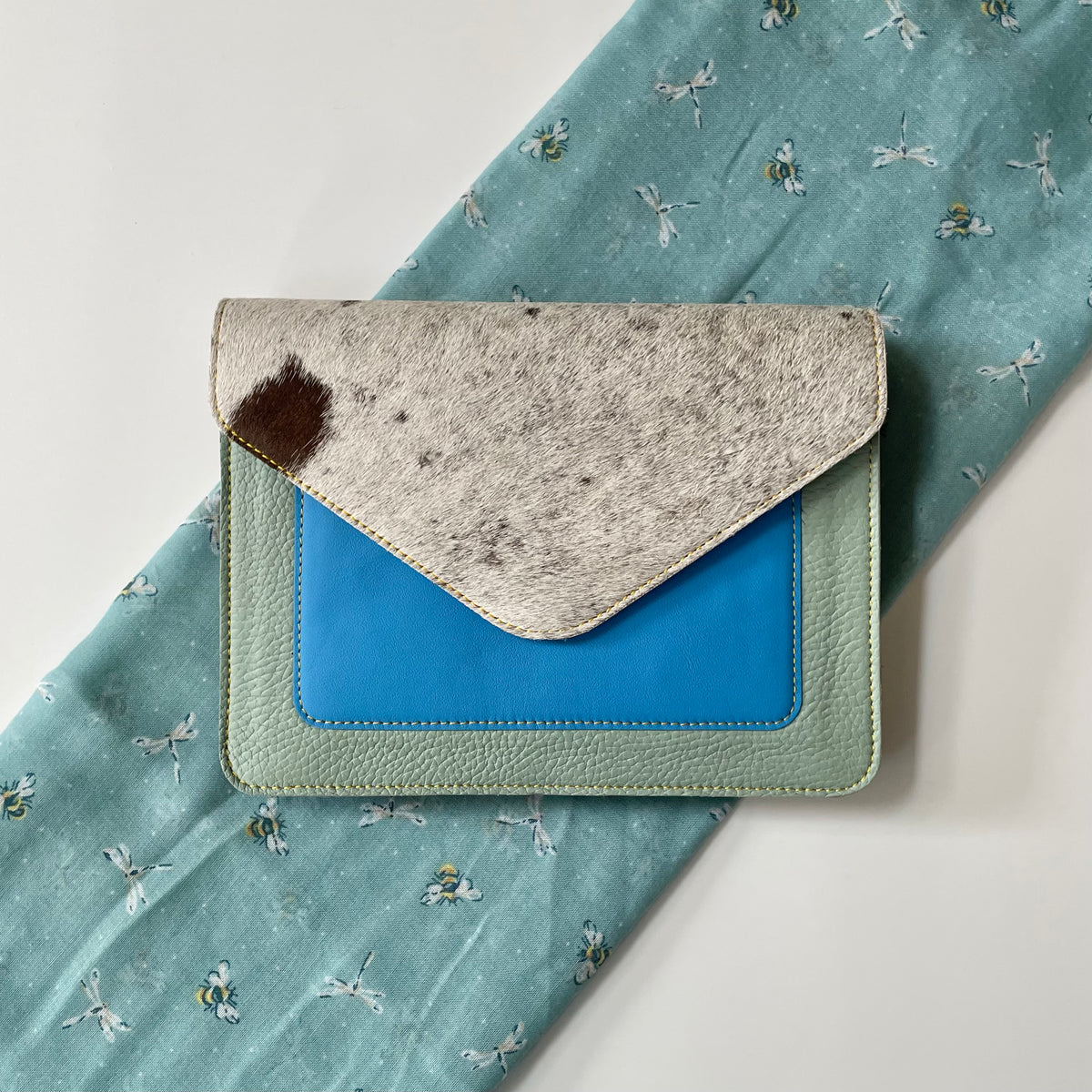 OUTLET Nephele Amy Bag Unique Handmade Recycled Sustainable Leather and Bee Scarf Set