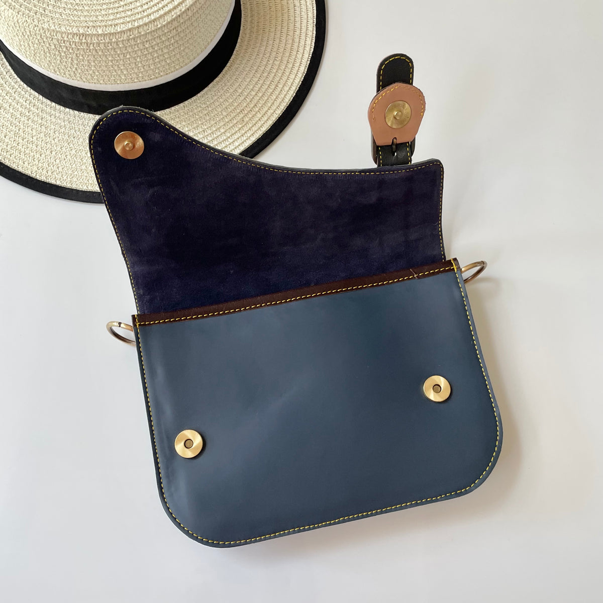 OUTLET Nephele Grace Bag Unique Handmade Recycled Sustainable Leather