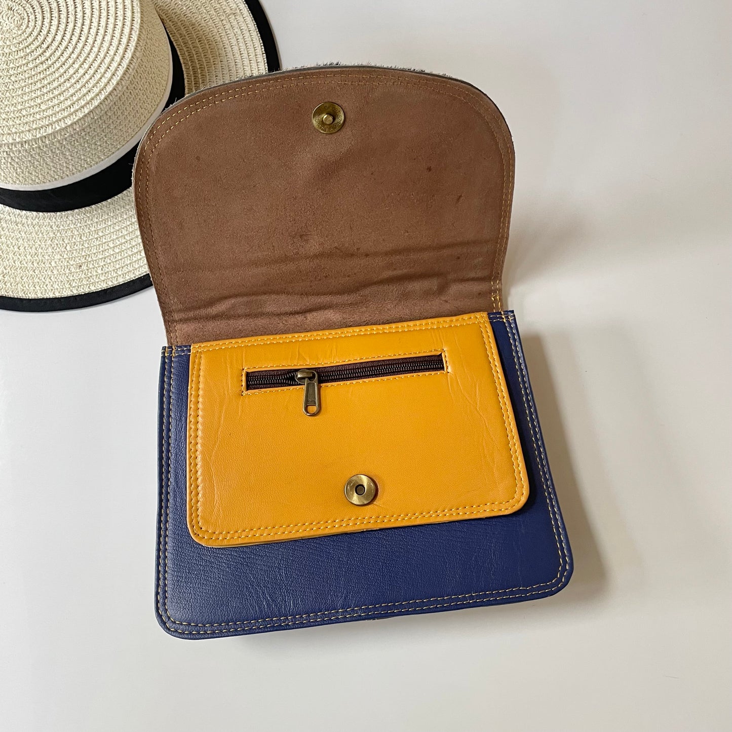 OUTLET Nephele Hana Bag Unique Handmade Recycled Sustainable Leather