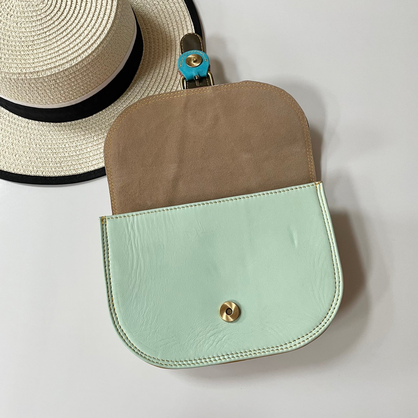 OUTLET Nephele Jenny Bag Unique Handmade Recycled Sustainable Leather