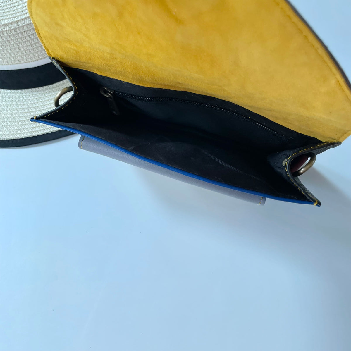 OUTLET Nephele Dixie Bag Unique Handmade Recycled Sustainable Leather