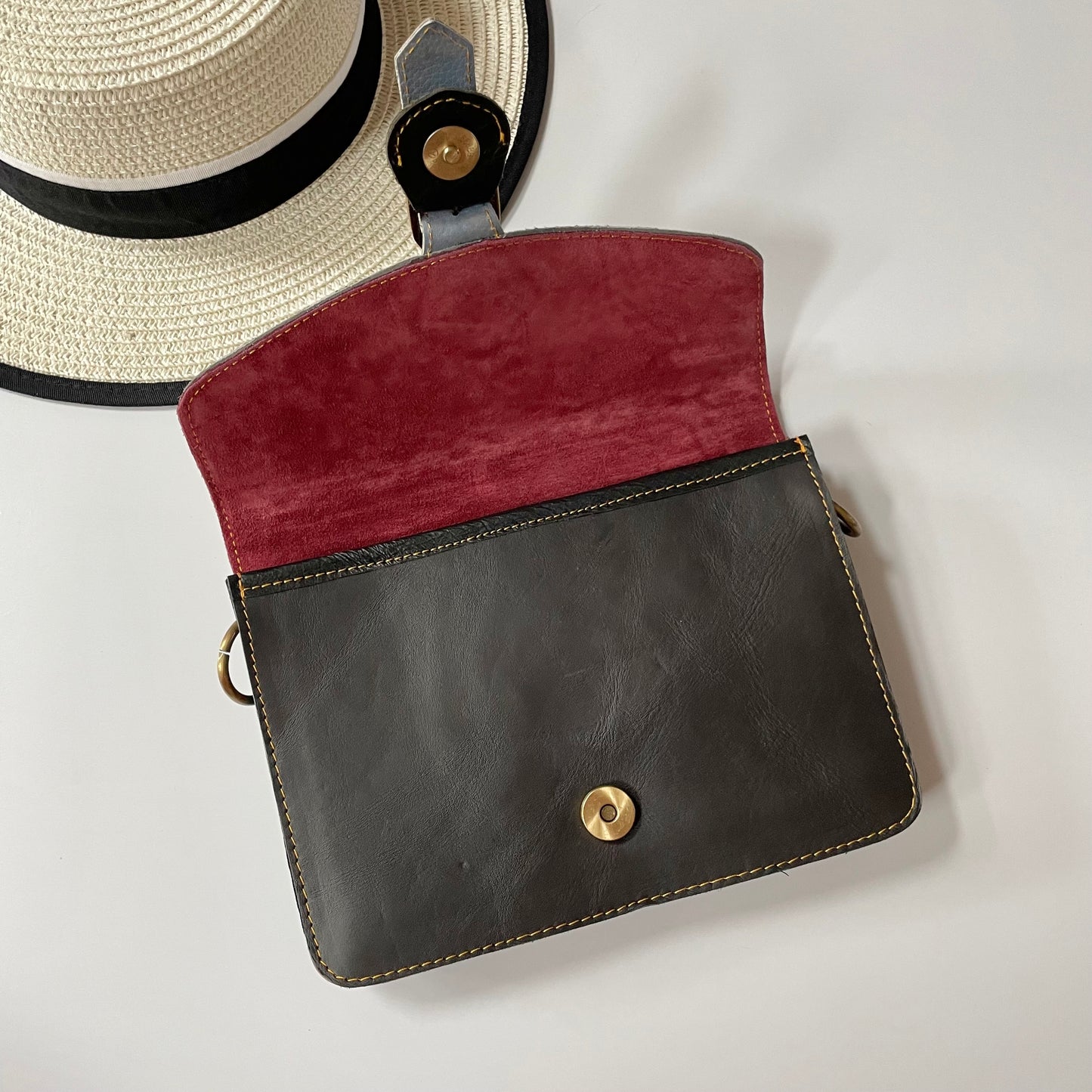 OUTLET Nephele Nancy Bag Unique Handmade Recycled Sustainable Leather