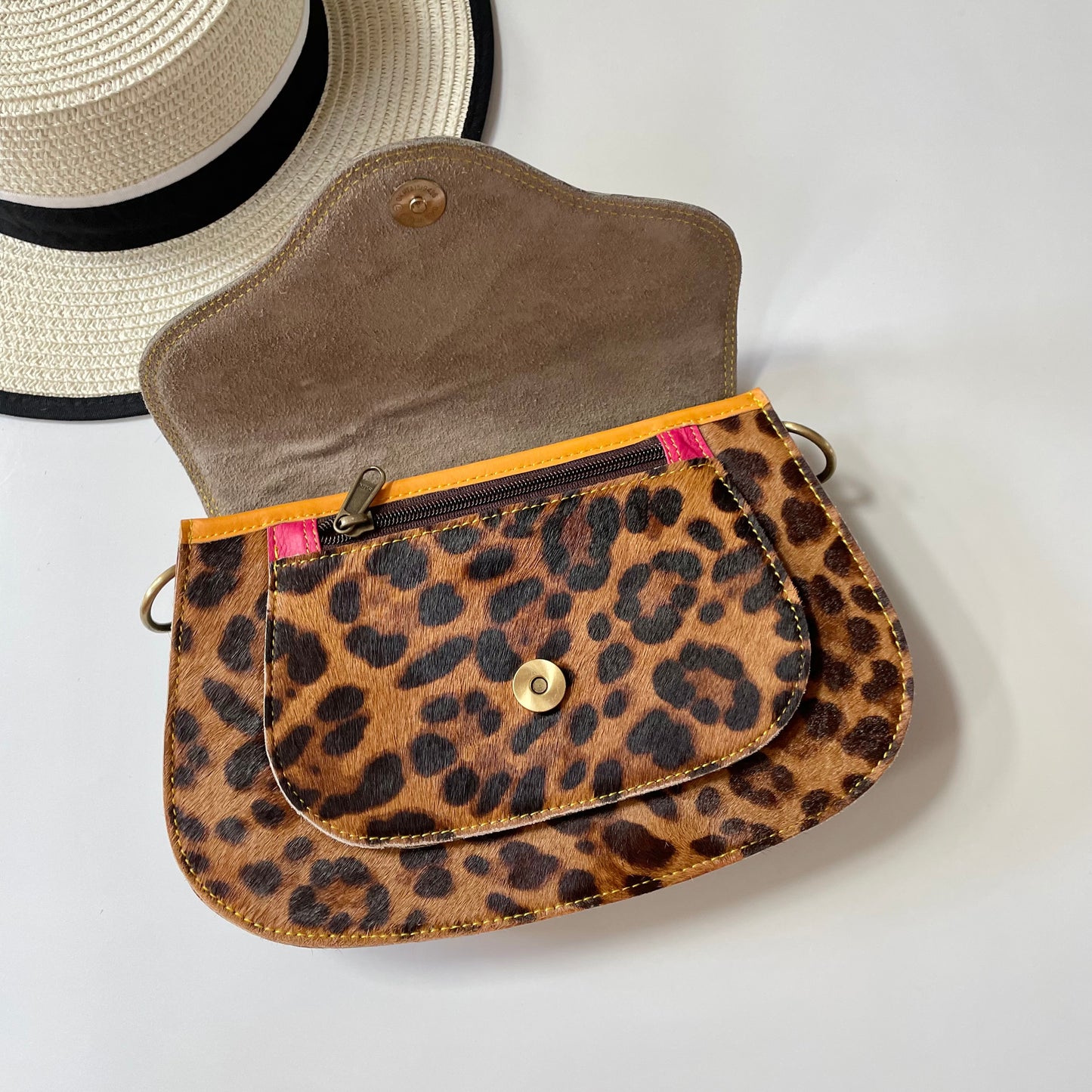 OUTLET Nephele Poppy Bag Unique Handmade Recycled Sustainable Leather