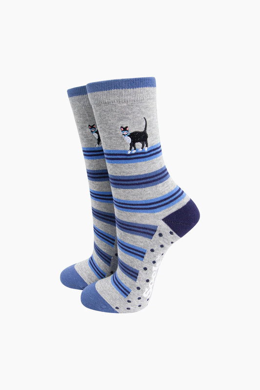 Embroidered Cat Combed Cotton Socks in Grey/Blue UK Size 3-7