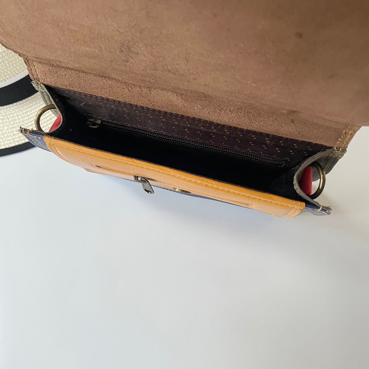 OUTLET Nephele Hana Bag Unique Handmade Recycled Sustainable Leather